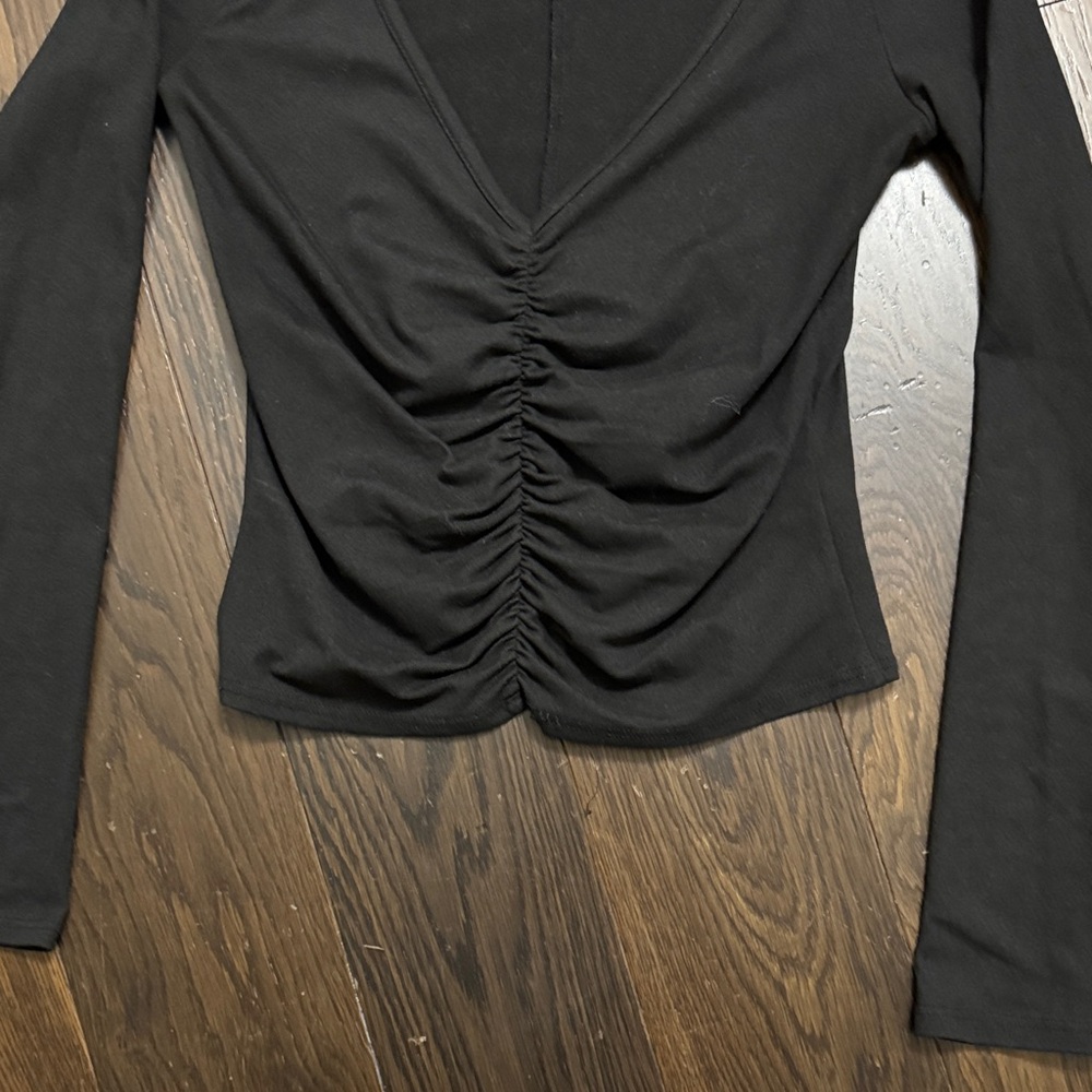 Lulus Black Ruched V-Neck Top - Picture 5 of 6